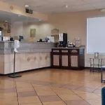 Quality Inn & Suites Airport