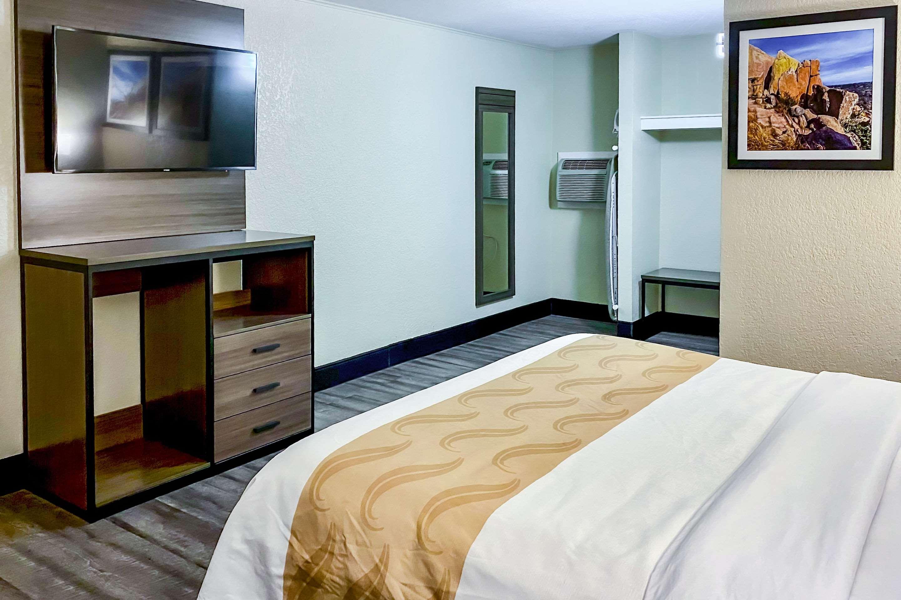 Quality & Airport 3* El Paso